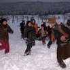Un dernier jeu dans la neige avant de rentrer manger