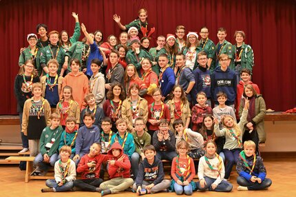 Photo de groupe lors de l'activité de noël 2019